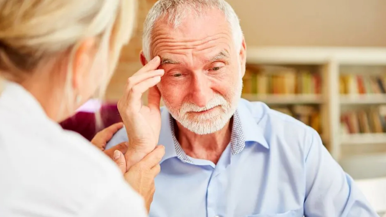 Estos son los factores que pueden desencadenar el Alzheimer