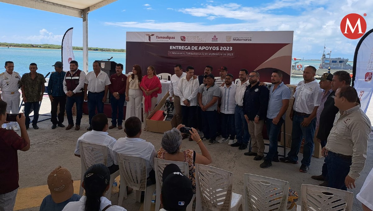 Entrega de motores fuera de borda para pescadores de Matamoros, Tamaulipas.