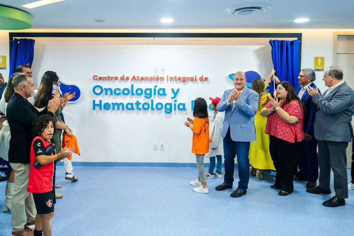 Inauguran los pisos 7 y 8 del Hospital Civil donde atenderán a menores con cáncer (Cortesía)
