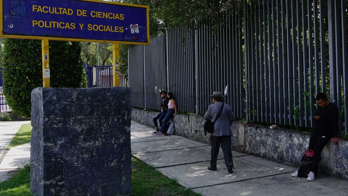 Carola García Calderón, directora de la Facultad, pidió a la comunidad universitaria mantenerse informada sobre el caso. | Cuartoscuro