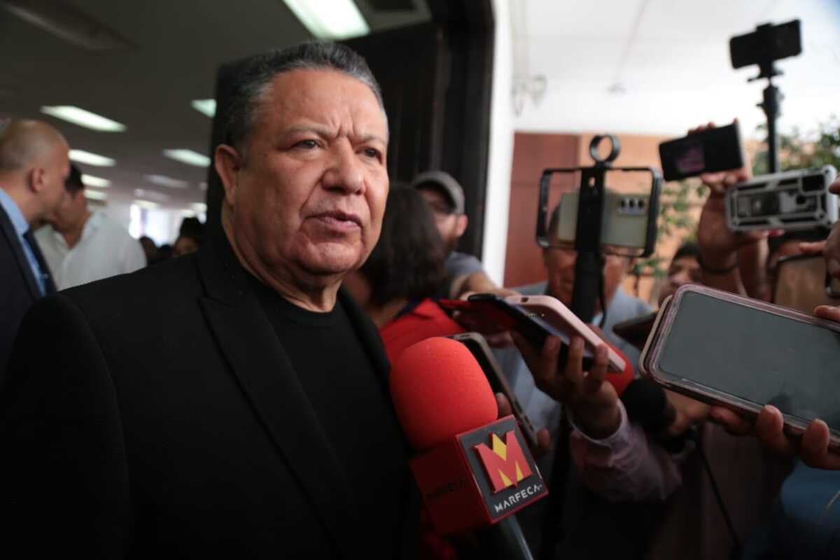 Julio Menchaca reiteró a estudiantes que toda denuncia por acoso sexual o de otra índole debe presentarse  ante la PGJEH (Jorge Sánchez)