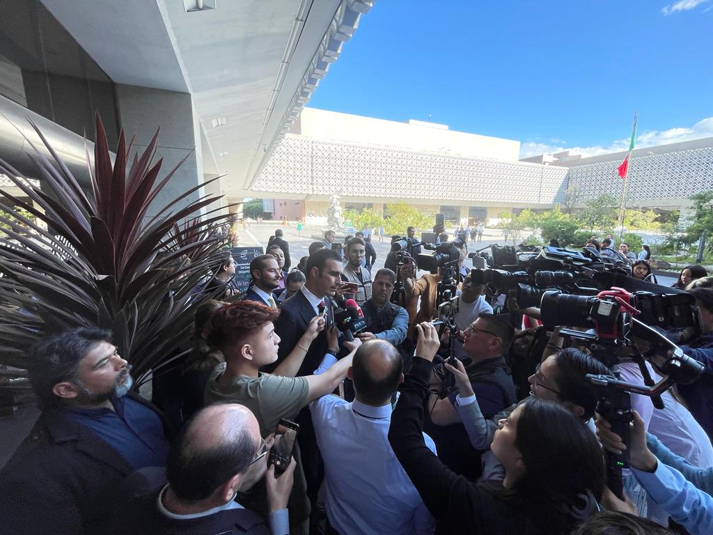 Miguel Torruco en registro para Morena CdMx
