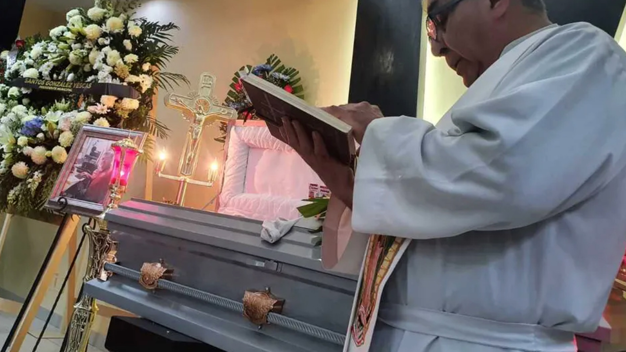 Familiares despiden a Jesús Gutiérrez, reportero asesinado en Sonora