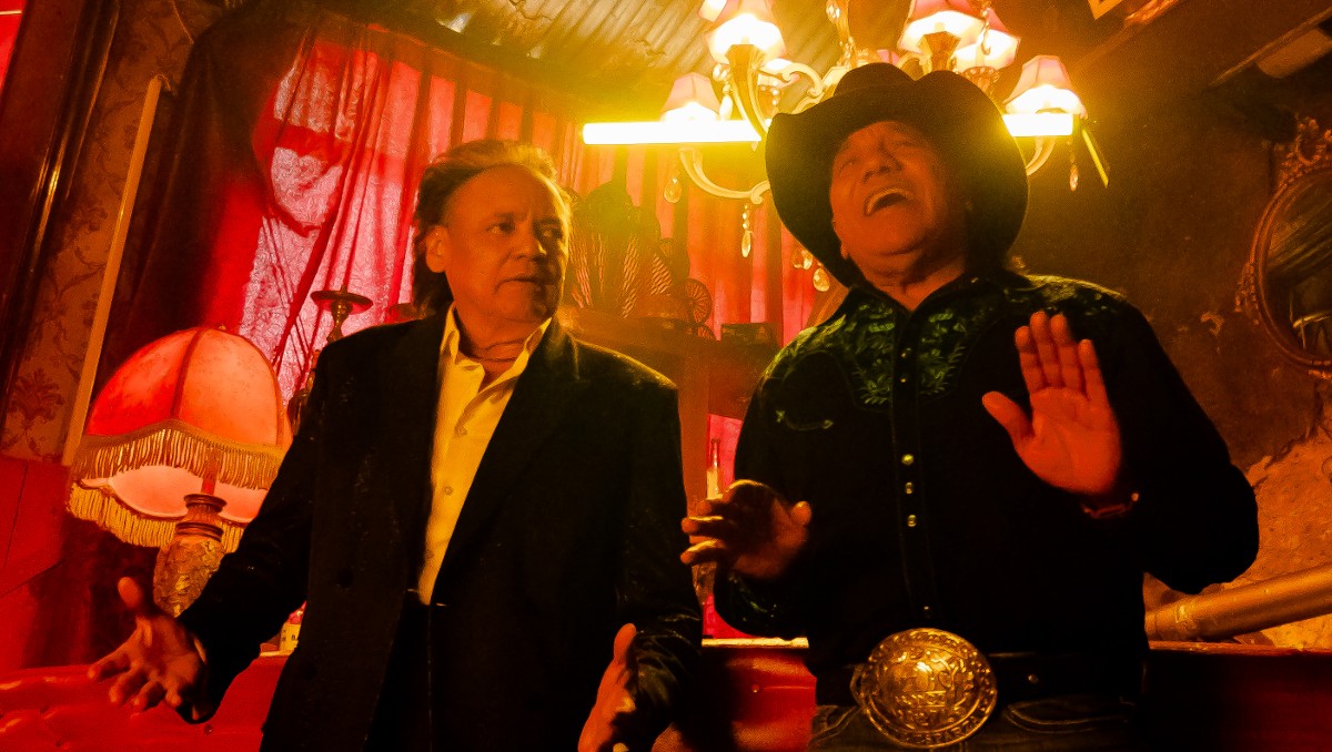Nestor Daniel de Los Terrícolas y Lupe Esparza de Bronco. / Cortesía
