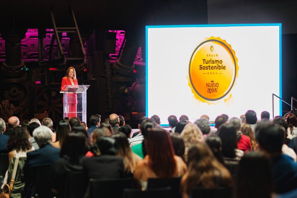 La secretaria de Turismo, Maricarmen Martínez Villarreal, asistió al evento. Foto: Especial