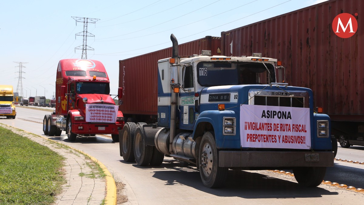 Conductores de transporte de carga se quejaron de las condiciones en el puerto de Altamira. (Yazmín Sánchez)