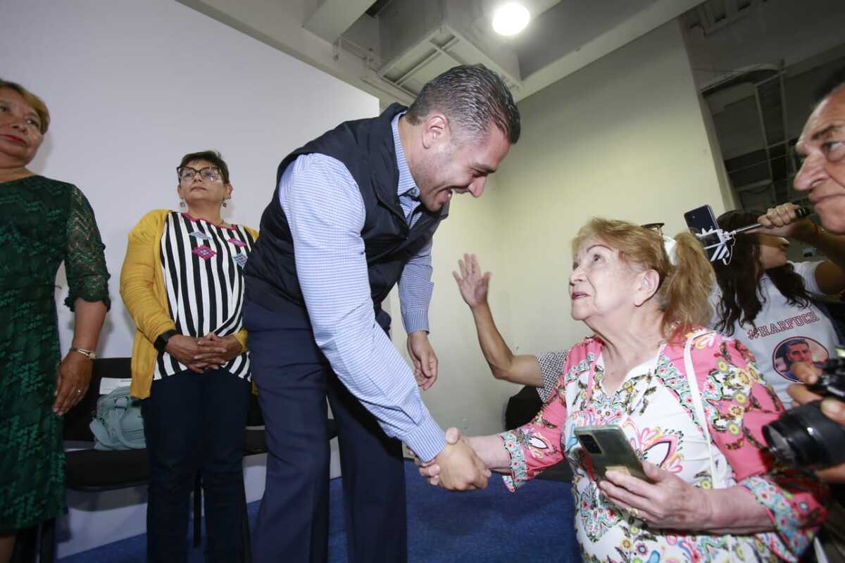 Harfuch pidió el voto de confianza de las mujeres (Foto:Juan Carlos Bautista)