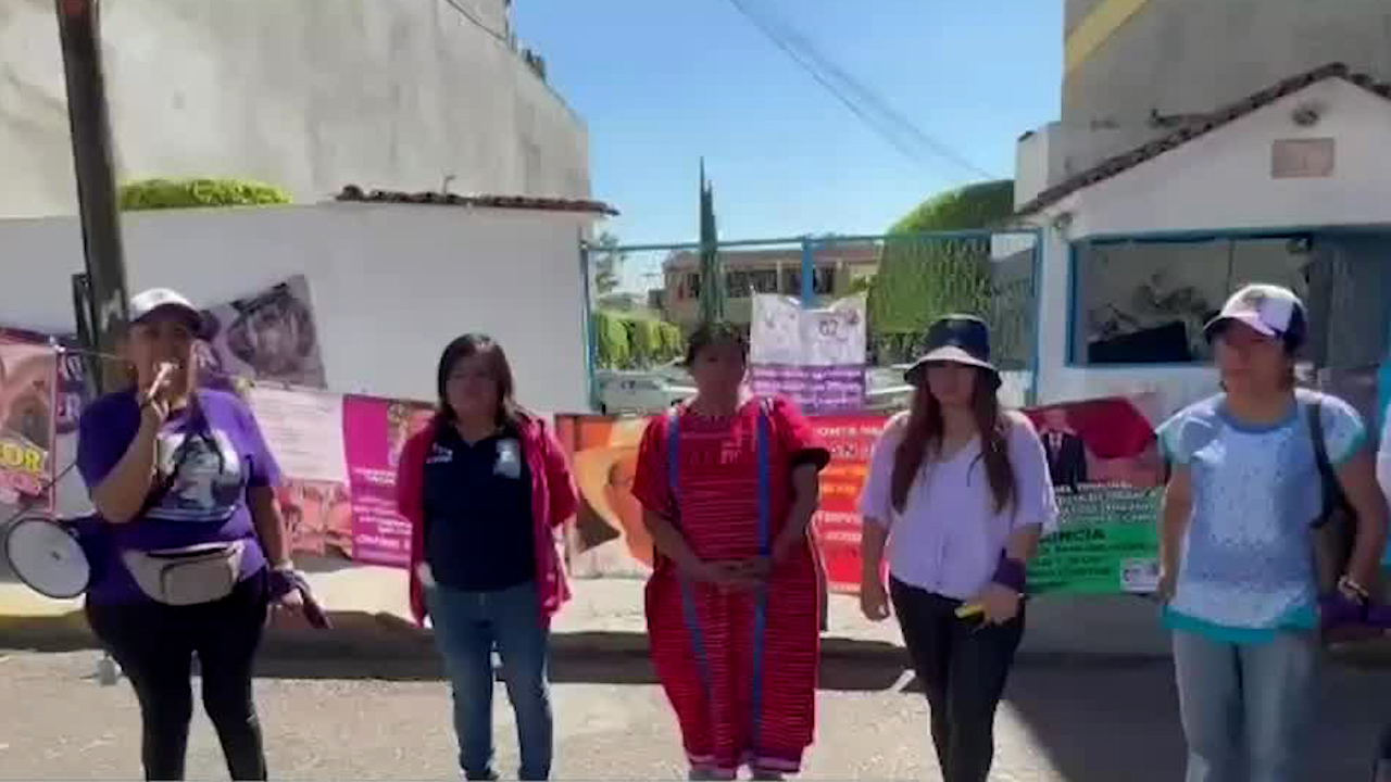 Colectivo feminista se declara en huelga de hambre en Oaxaca