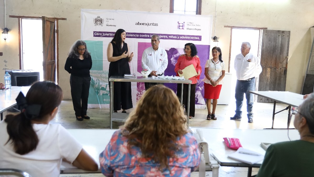 Instituto de las Mujeres Regias. Especial
