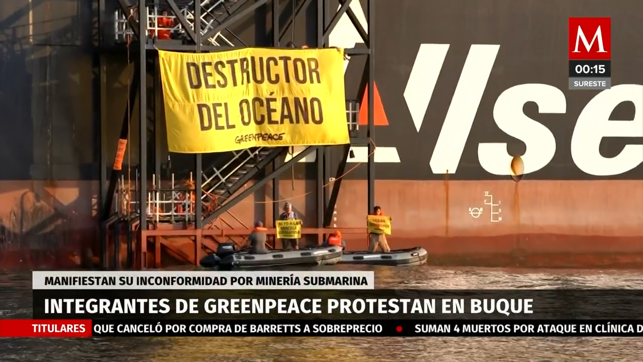 Integrantes de Greenpeace protestan por minería submarina