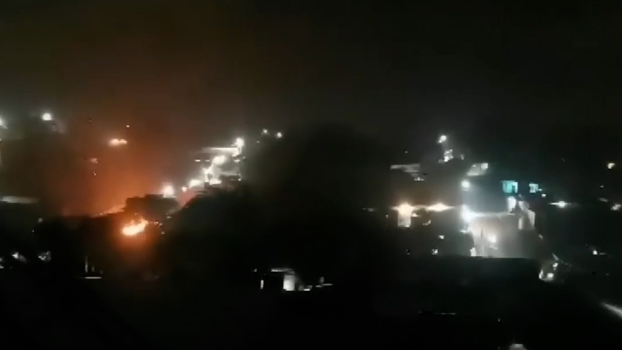Pobladores queman más de 20 casa en Chiapas