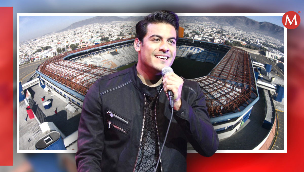 Carlos Rivera demuestra que su corazón es blanquiazul y canta el himno de los Tuzos