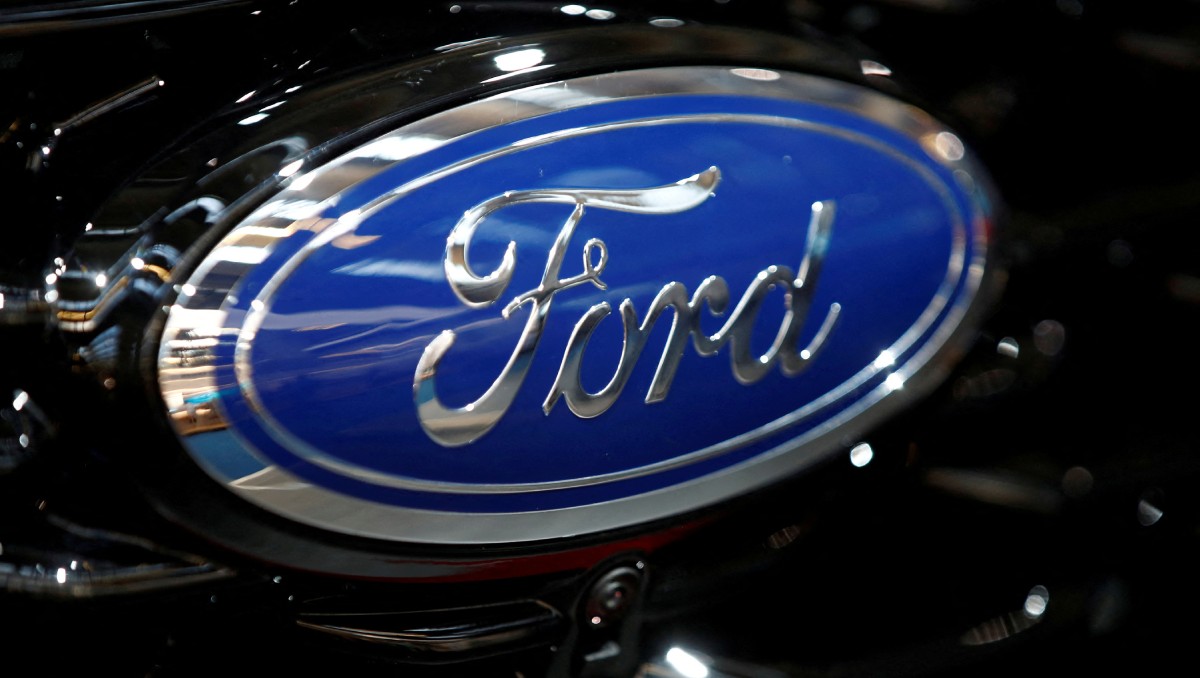 Logo de Ford aparece en el Salón del Automóvil de Fráncfort 2019 (IAA) en Fráncfort, Alemania. Septiembre, 2019. Foto: (Reuters)