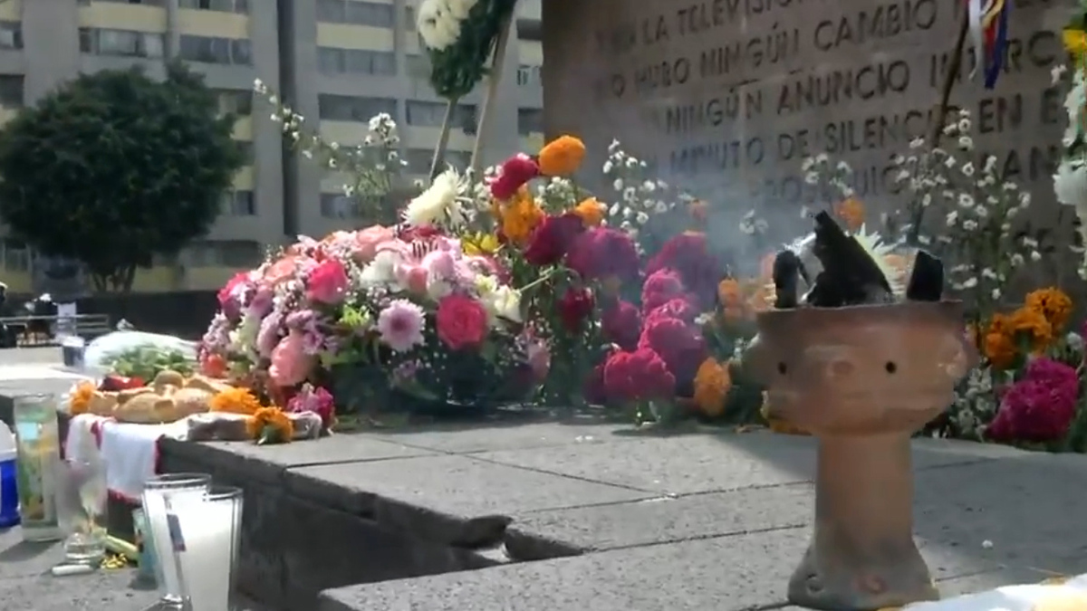 Realizan ceremonia por el 55 aniversario de la masacre de Tlatelolco en CdMx