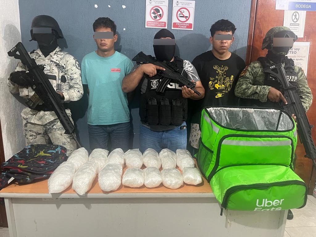 La droga estaba escondida en una mochila de Uber eats