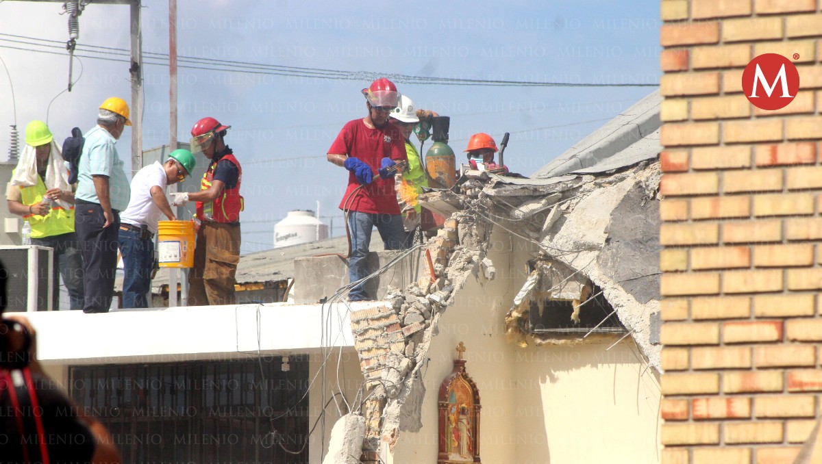 Levantan escombros tras derrumbe de iglesia en Ciudad Madero. (Sergio Sánchez)