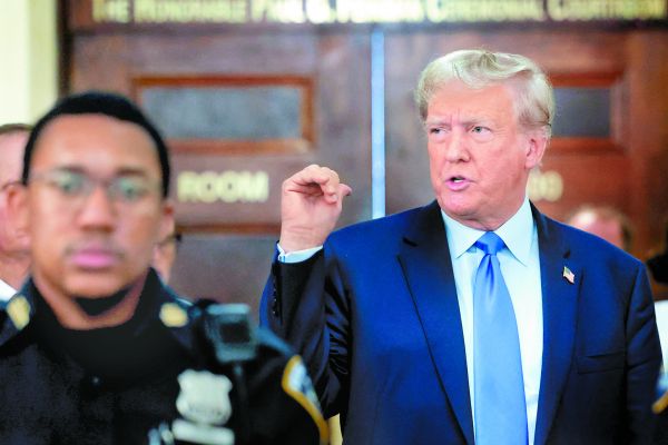 Trump pasa la mayor parte del tiempo criticando a Biden en lugar de abordar las preocupaciones de los votantes. REUTERS