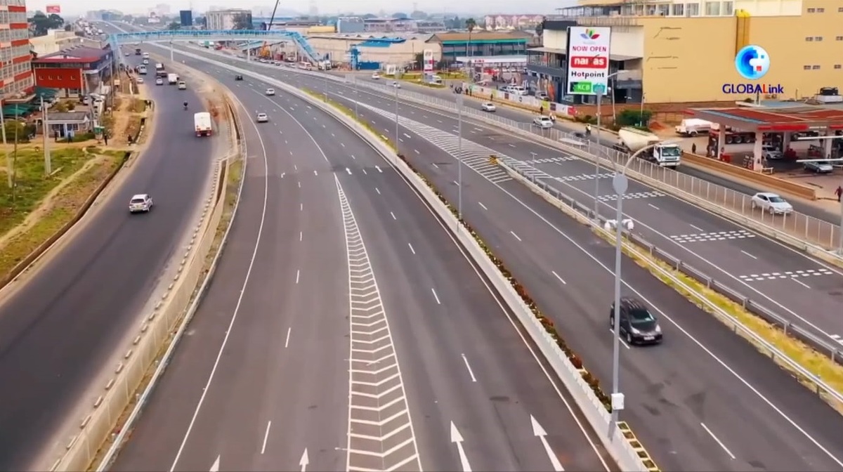 La autopista ha sido nominada por su sistema de cobro electrónico de peaje. (Especial)