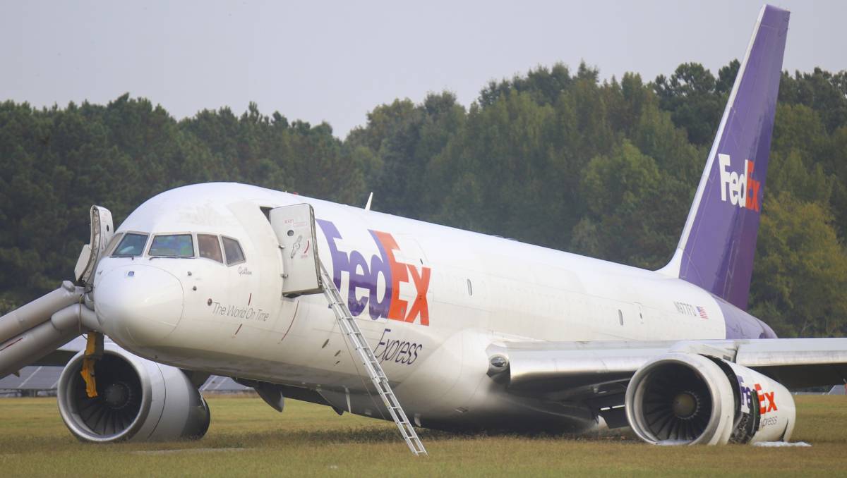 El Boeing 757 tuvo fallas en su tren de aterrizaje | AP