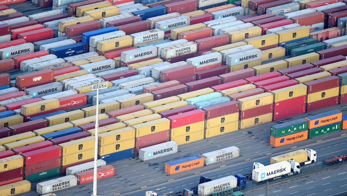 Se debe mejorar seguridad jurídica, agilizar procesos, disminuir burocracia y afianzar relación entre actores del sector. | Reuters