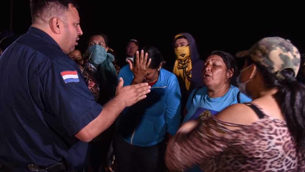 En Paraguay enfrentamiento por tierras deja un muerto y tres heridos  | EFE