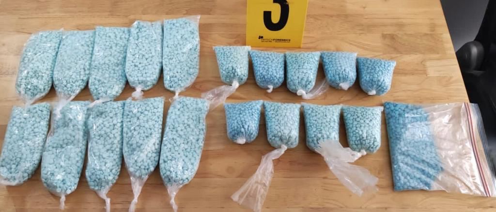 Detienen a pareja con 20 mil pastillas de fentanilo en Tijuana | Especial