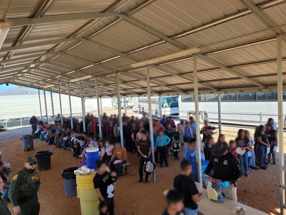 Aumento de migrantes en la frontera de Arizona | Marco A. Flores