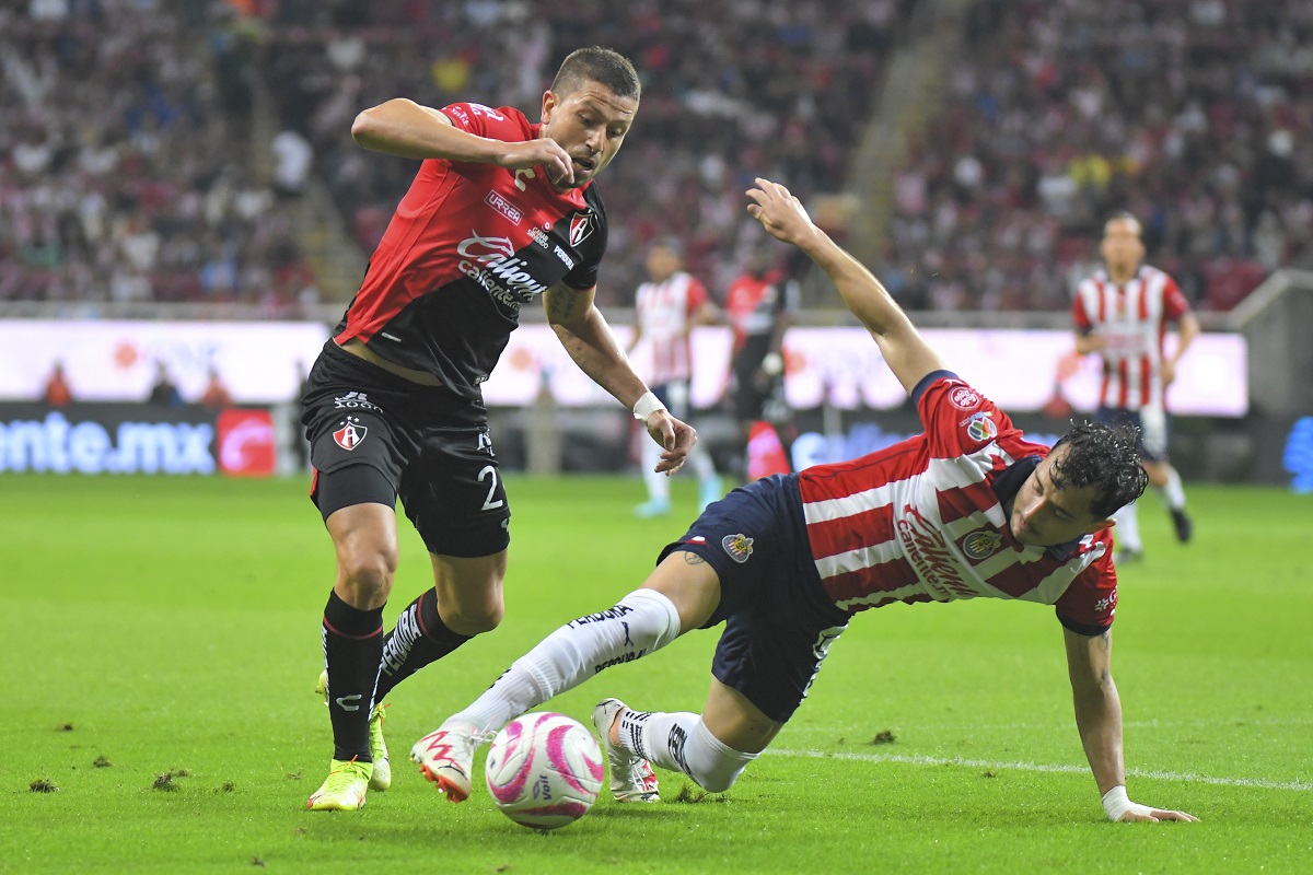 Chivas y Atlas se enfrentan en el Clásico Tapatío (Imago7)