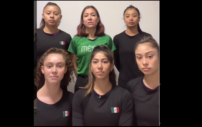 Equipo de Gimnasia rítmica pide ayuda para volver a casa. (Especial)