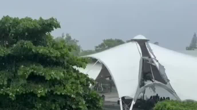 Emiten alerta naranja por huracán Lidia en Colima