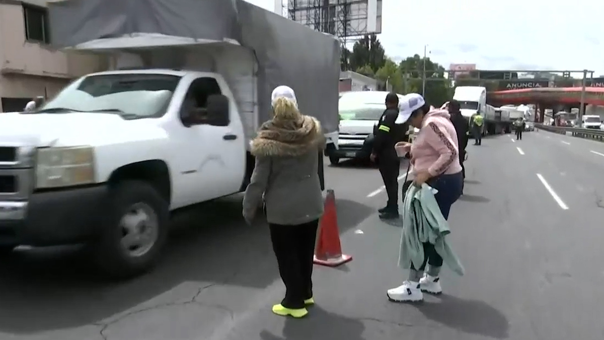 Bloqueo en carretera México-Querétaro por transportistas