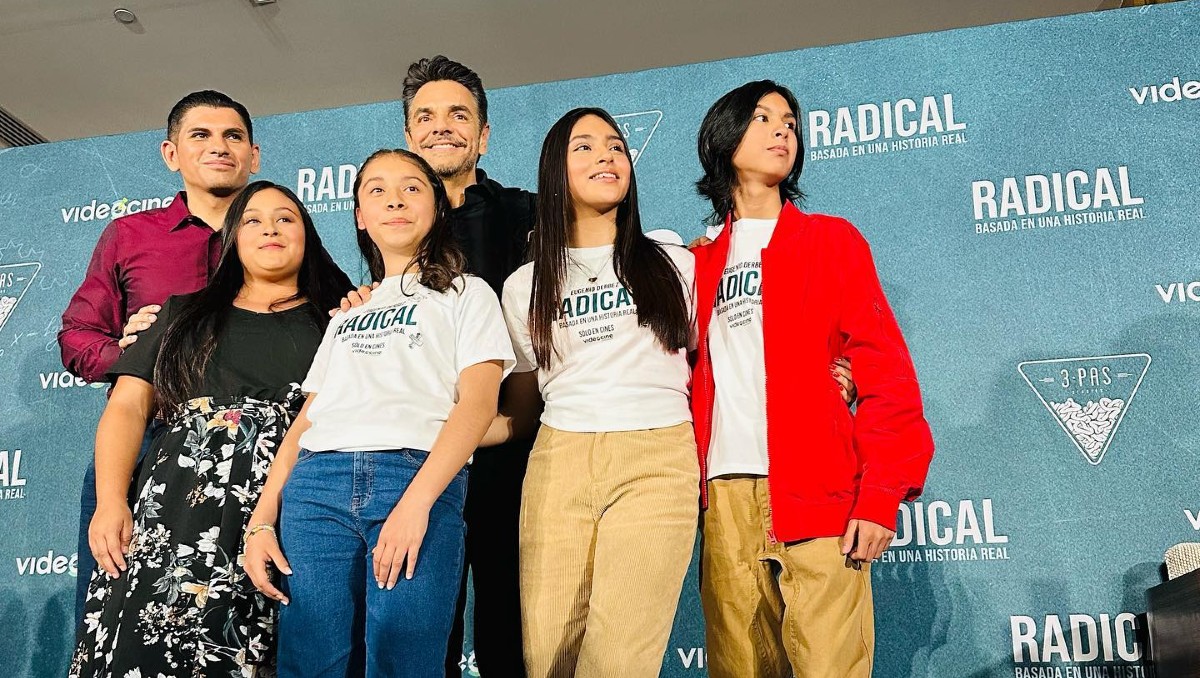 Eugenio Derbez, Paloma Noyola y Sergio Juárez presentan 'Radical'. (Instagram)