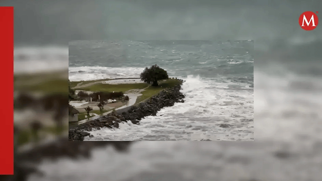 Prolongan labores de rescate y habilitan refugios en Colima por huracán 'Lidia'