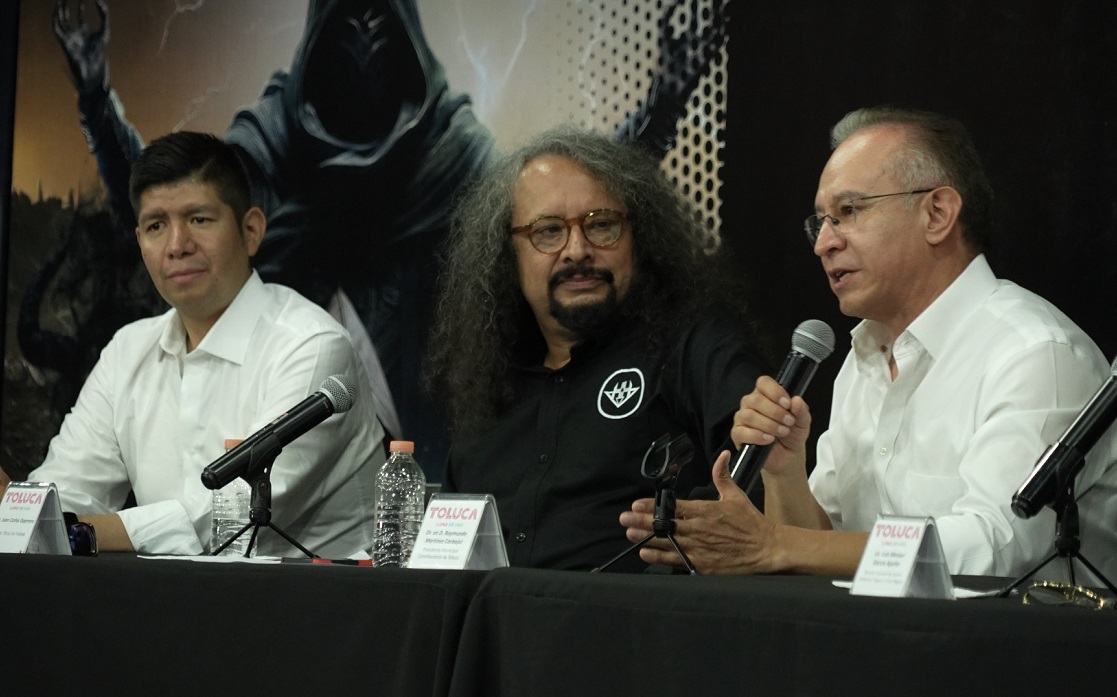 Antonio Sandoval, del Ayuntamiento de Toluca; Juan Carlos Guerrero, vocero del Hell & Heaven y Raymundo Martínez, presidente municipal de Toluca.