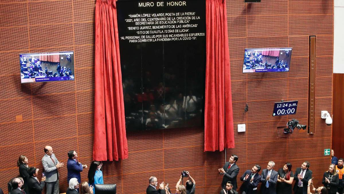 Senado reconoce al personal de la salud | Especial