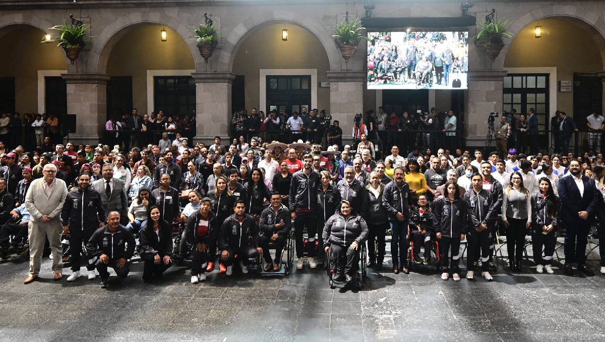 El acto se llevó a cabo en el Palacio de Gobierno | (Especial)