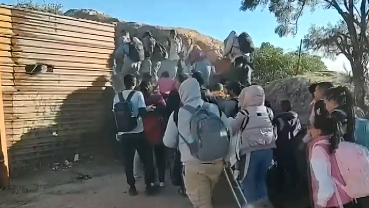 Cruzan diariamente 500 migrantes a EU por Jacumé, Baja California