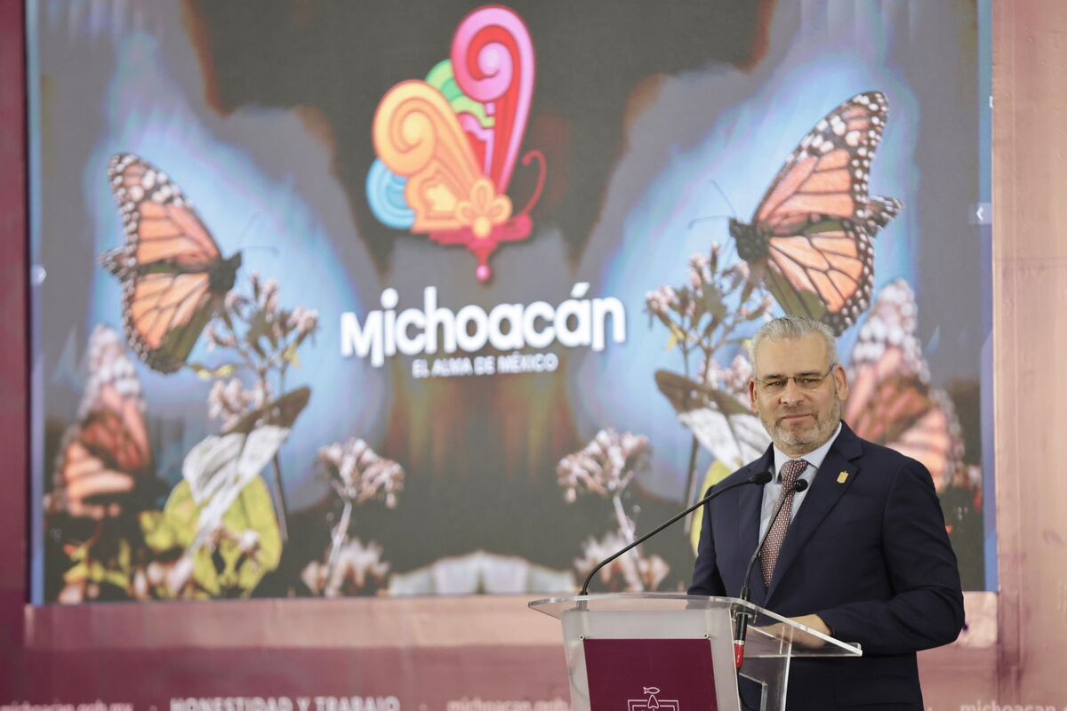 Alfredo Ramírez Bedolla, gobernador de Michoacán, en conferencia de prensa por Dia de Muertos.