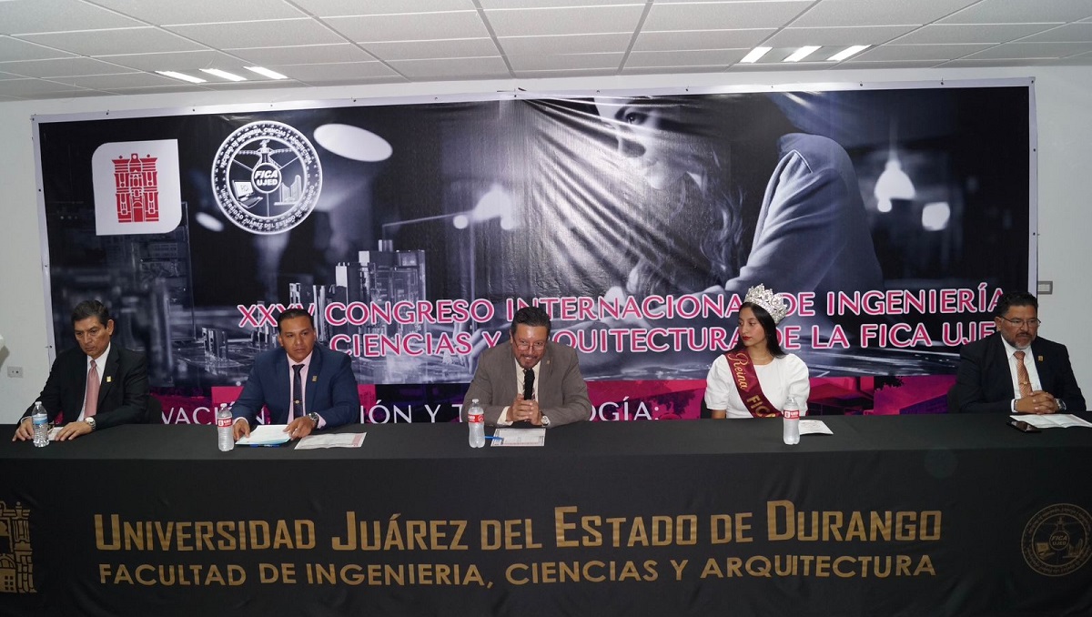 Autoridades en la inauguración del 35 Congreso Internacional de Ingeniería, Ciencias y Arquitectura. (cortesía)