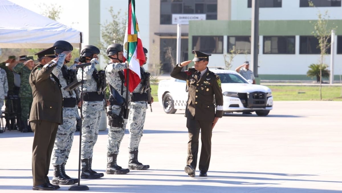 Toma de posesión de bandera del general Juan José Montiel Maldonado de la Cuarta Brigada de Policía Militar. Raúl Palacios