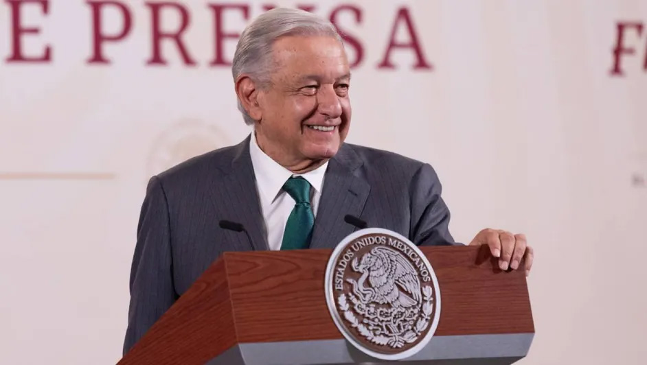 AMLO anuncia que Sedena activa plan previo a impacto de tormenta ‘Norma’