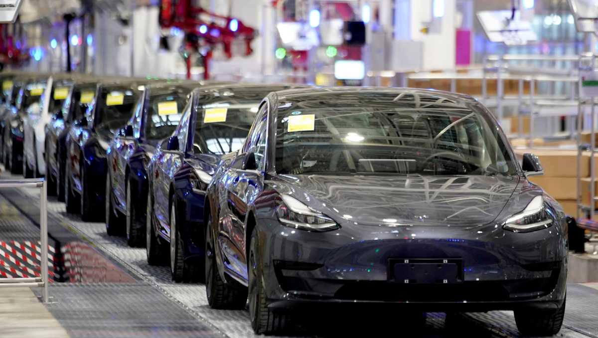 Este sistema se activa automáticamente al inicio de cada ciclo de conducción, indicó Tesla. | Reuters