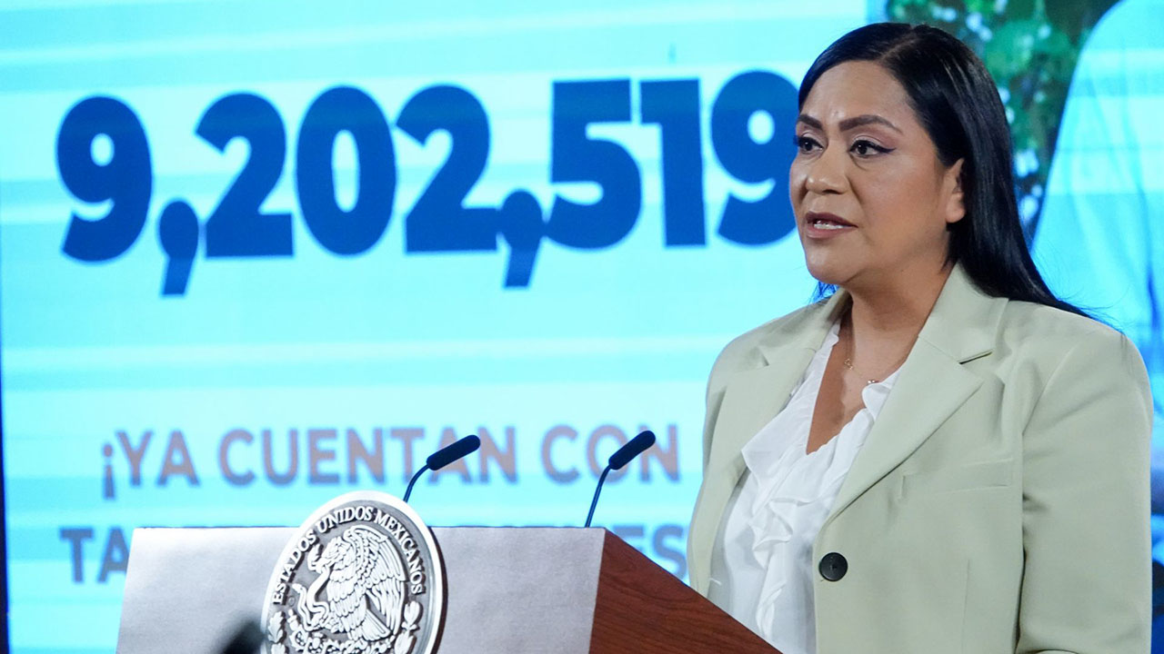 Ariadna Montiel presenta la casa en las Lomas de Chapultepec que AMLO donó a Teletón