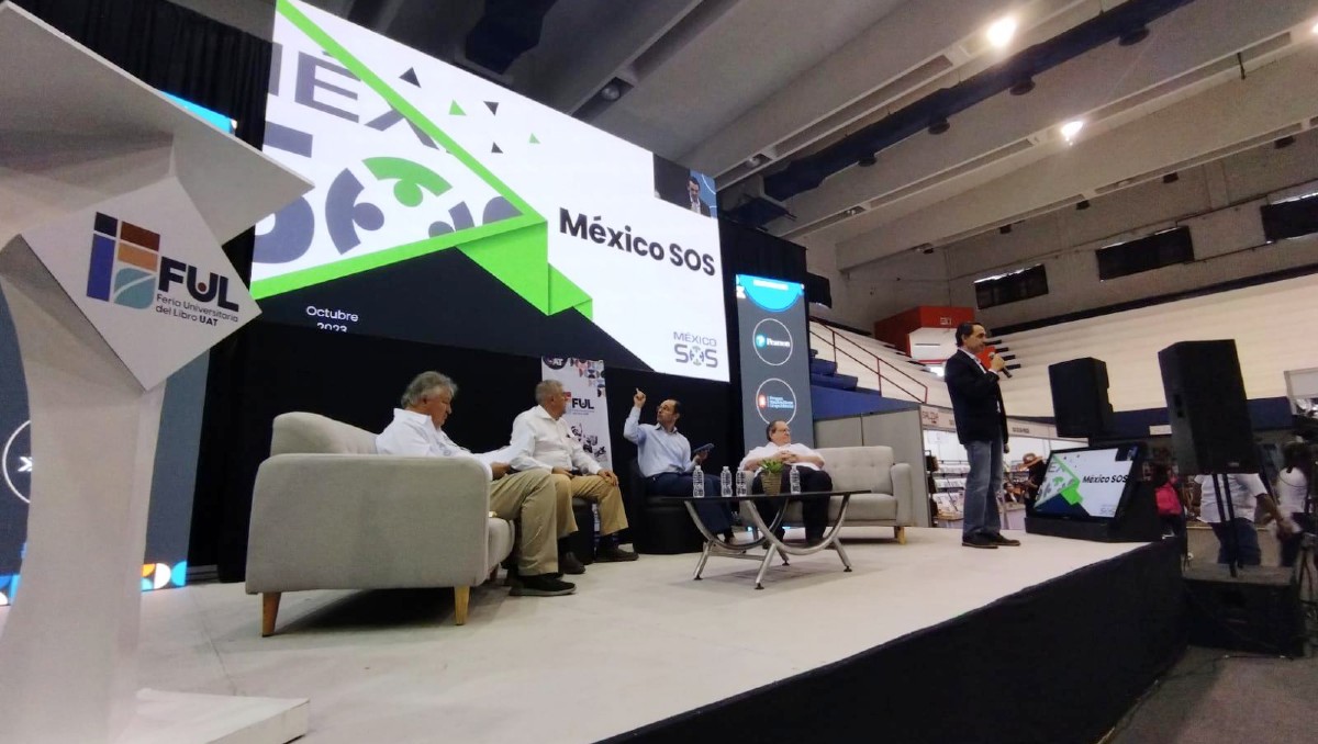 Presidente Nacional de las Mesas de Seguridad y Justicia estuvo en la FUL UAT en Tampico. (Joaquín López)