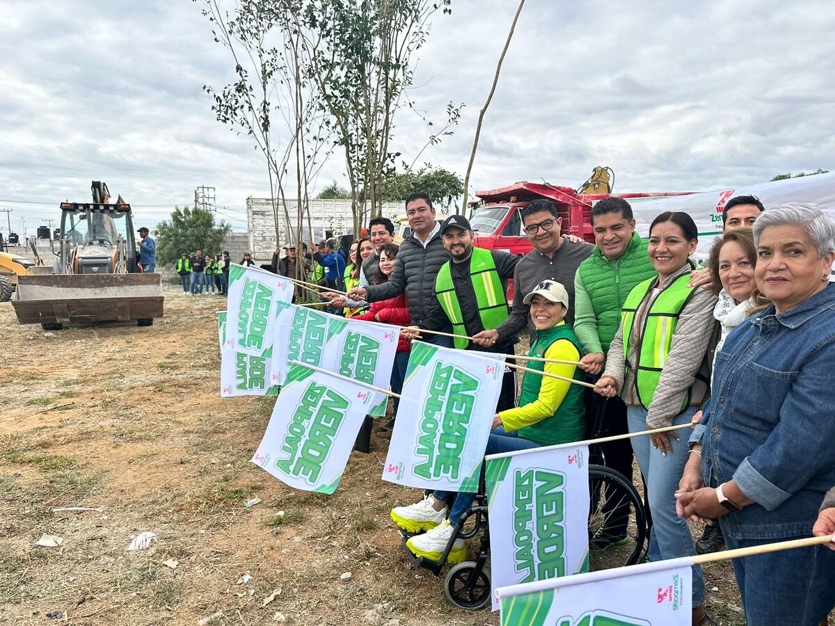 Los representantes acudieron con el presidente municipal, Jesús Hernández Juárez, para el desarrollo de la campaña Zempoala Verde (Cortesía)