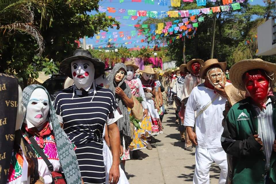 Danzas tradicionales en el municipio de Atlapexco. (Wendy Salazar)