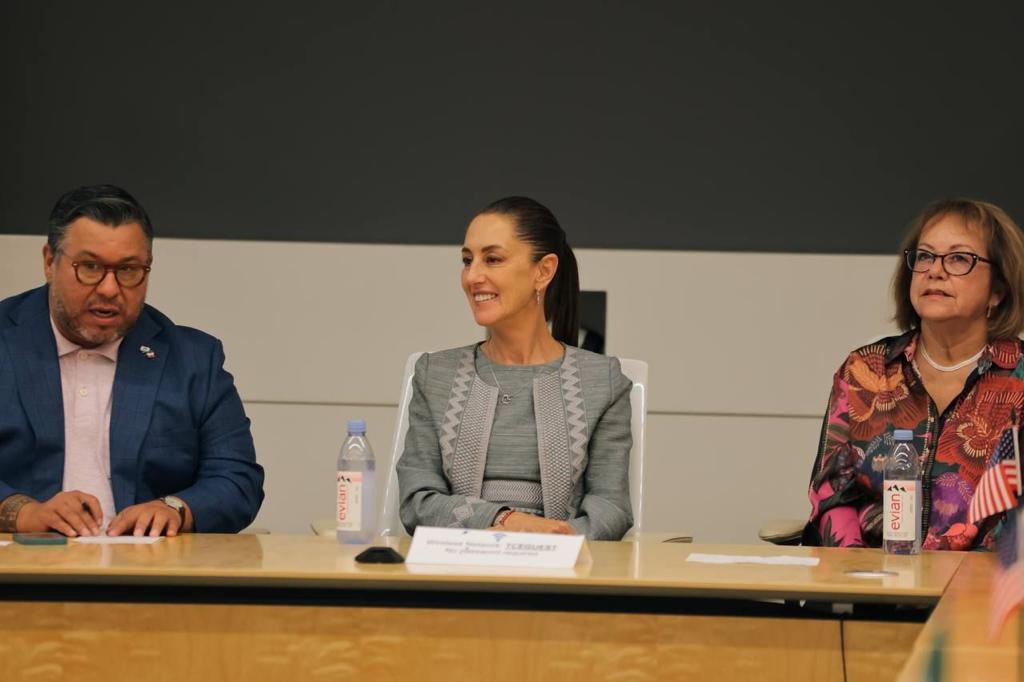 Sheinbaum externó su emoción por estar con hombres y mujeres migrantes