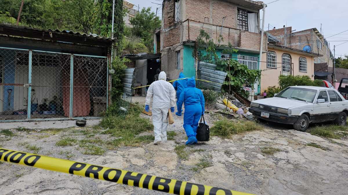 Un matrimonio y su hijo fueron encontrados muertos.