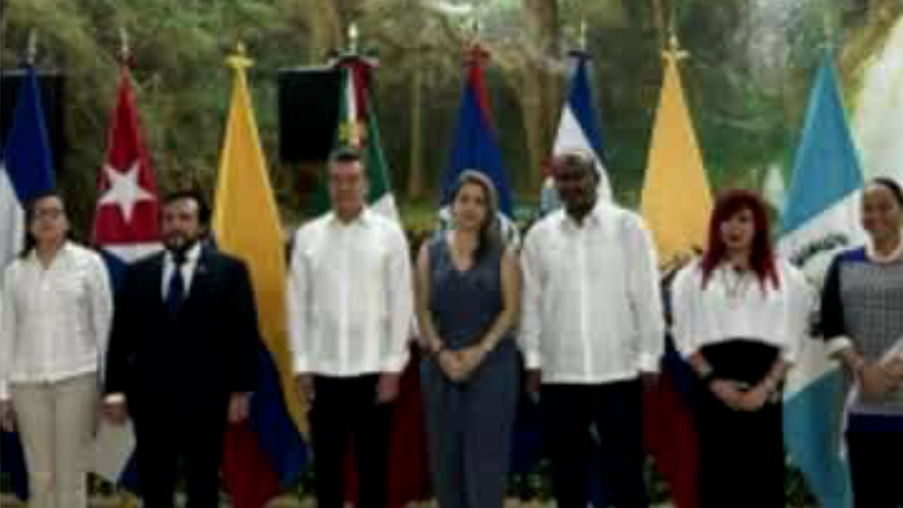 Gobernadores de estados receptores de migrantes llegan a Chiapas para cumbre de migrantes