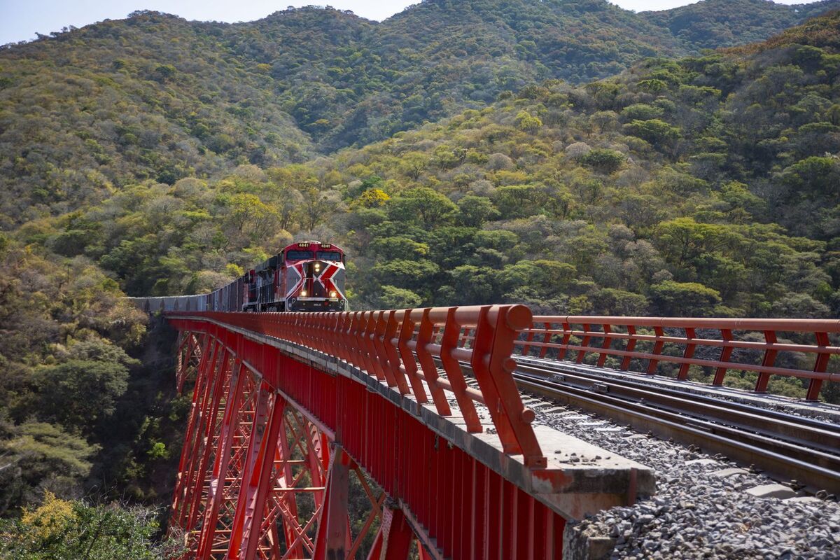 Concluyó su proceso: Grupo México Transportes deja de cotizar en la BMV